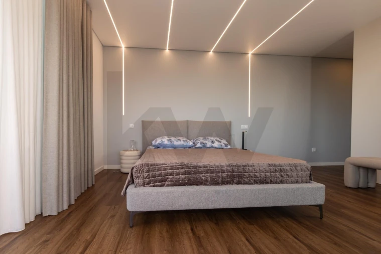 Moradia T3 para Venda em Capelas Foto 21