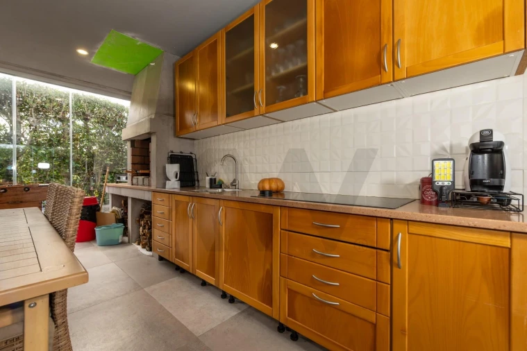 Moradia T3 para Venda em Capelas Foto 45