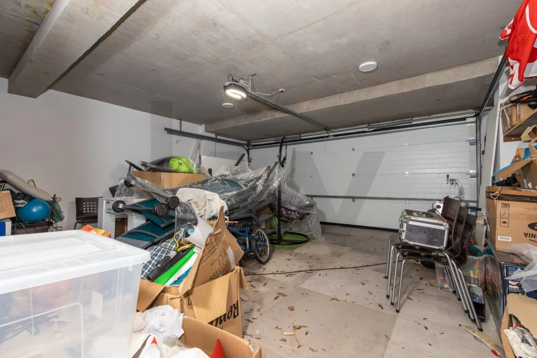 Moradia T3 para Venda em Capelas Foto 49