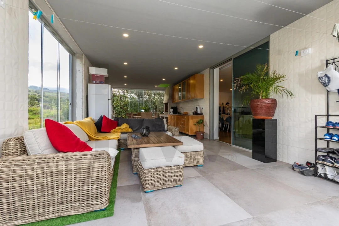 Moradia T3 para Venda em Capelas Foto 42