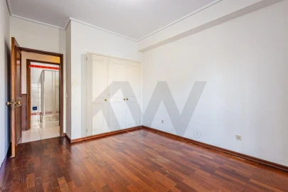 Apartamento T3 para Venda em Esgueira