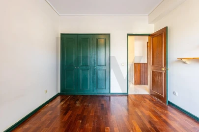Apartamento T3 para Venda em Esgueira