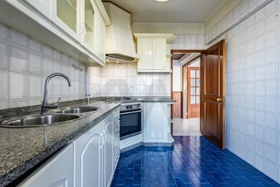 Apartamento T3 para Venda em Esgueira
