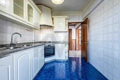 Apartamento T3 para Venda em Esgueira