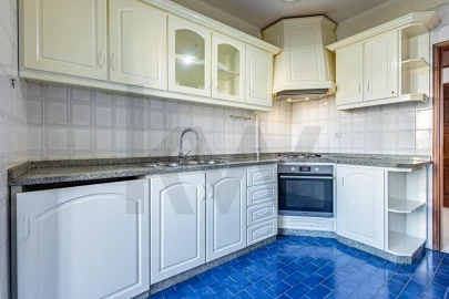 Apartamento T3 para Venda em Esgueira