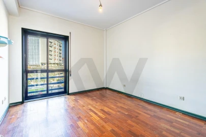 Apartamento T3 para Venda em Esgueira