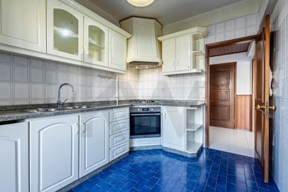 Apartamento T3 para Venda em Esgueira