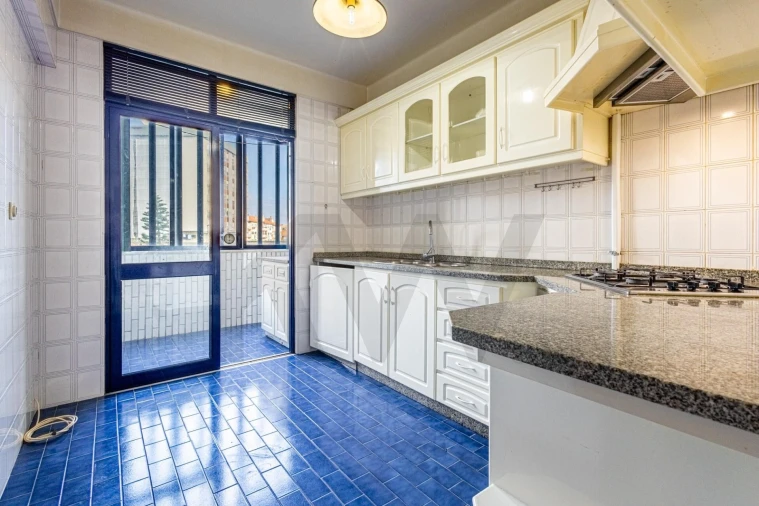Apartamento T3 para Venda em Esgueira Foto 14