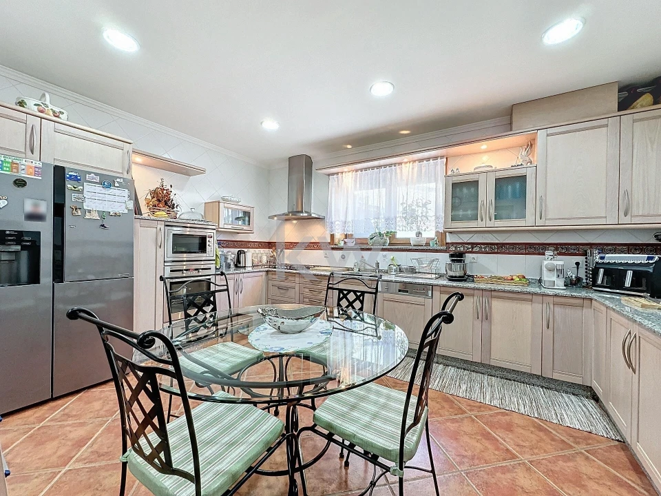 Moradia T4 para Venda em Caldas de São Jorge e Pigeiros Foto 15