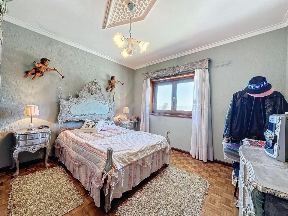 Moradia T4 para Venda em Caldas de São Jorge e Pigeiros Foto 52