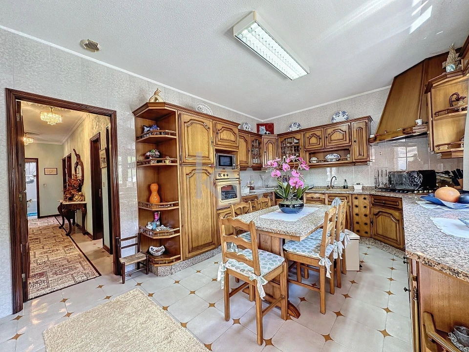 Moradia T4 para Venda em Caldas de São Jorge e Pigeiros Foto 47