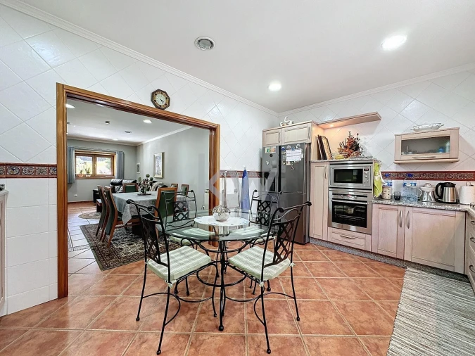 Moradia T4 para Venda em Caldas de São Jorge e Pigeiros Foto 19