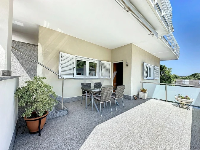 Moradia T4 para Venda em Caldas de São Jorge e Pigeiros Foto 12