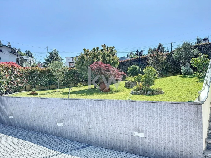 Moradia T4 para Venda em Caldas de São Jorge e Pigeiros Foto 73