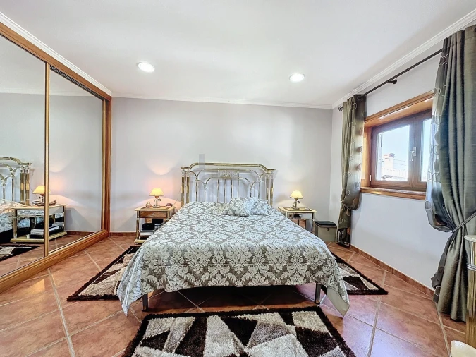 Moradia T4 para Venda em Caldas de São Jorge e Pigeiros Foto 54