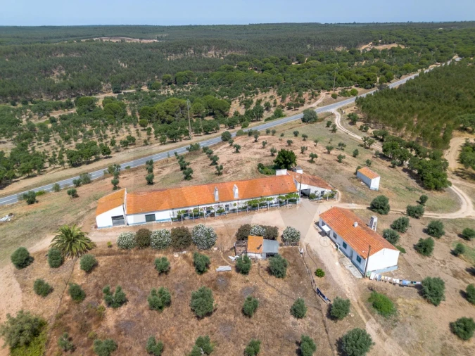 Quinta T11 para Venda em Cabrela