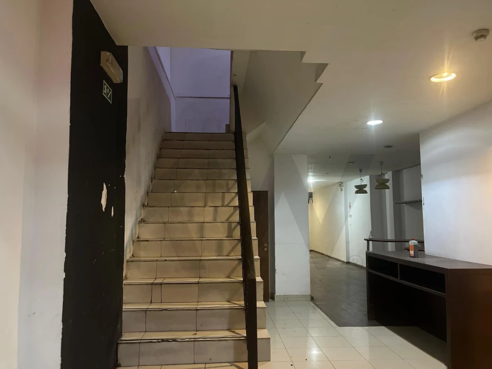 Loja para Venda em Arroios Foto 12