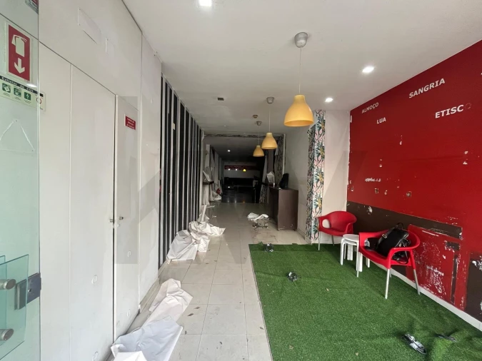 Loja para Venda em Arroios Foto 7