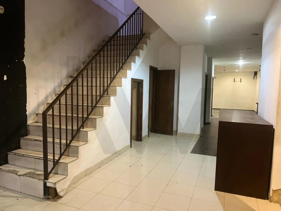 Loja para Venda em Arroios Foto 5