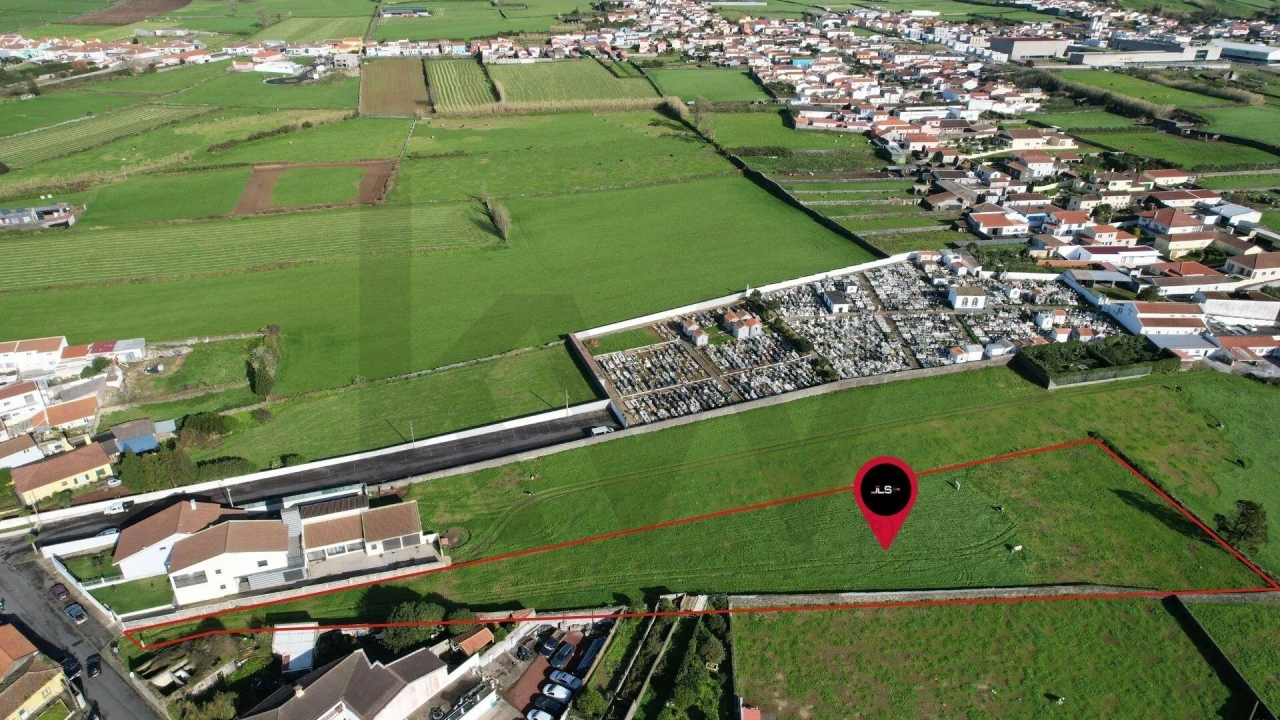 Terreno para Venda em Arrifes Foto 4