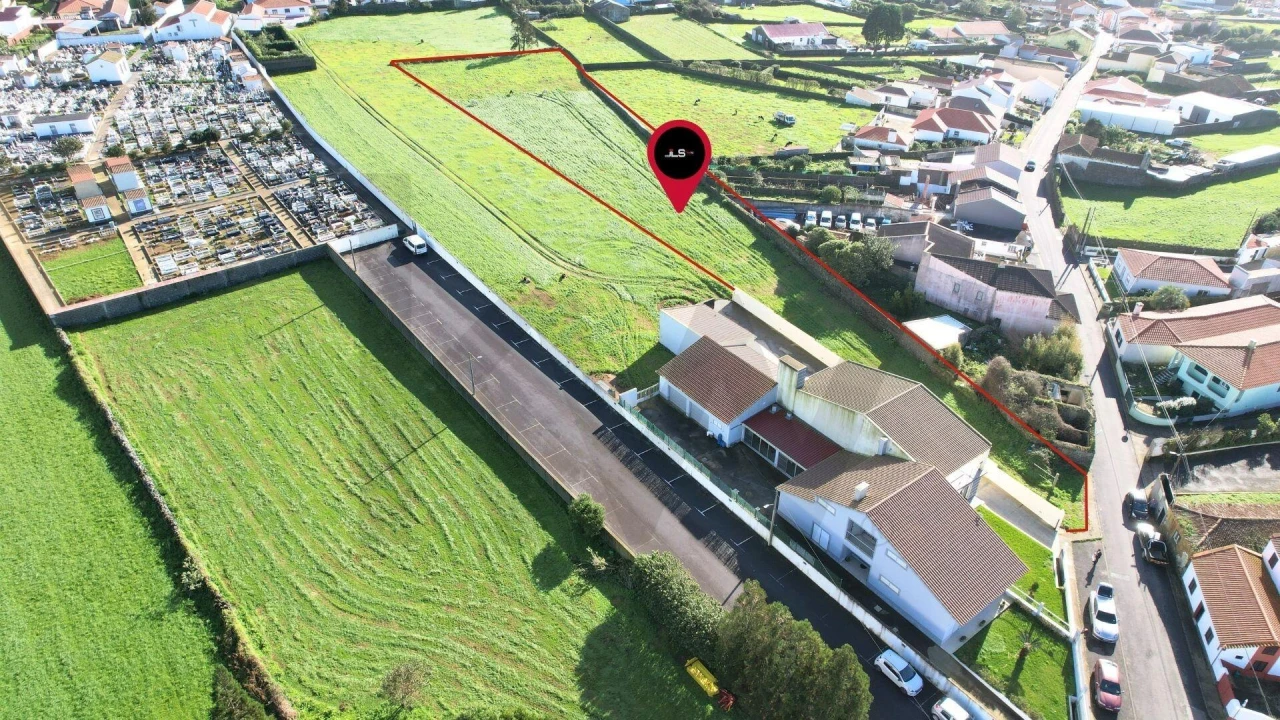 Terreno para Venda em Arrifes Foto 2