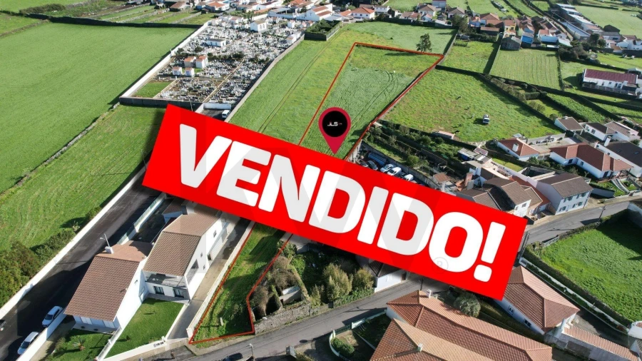 Terreno para Venda em Arrifes Foto 1