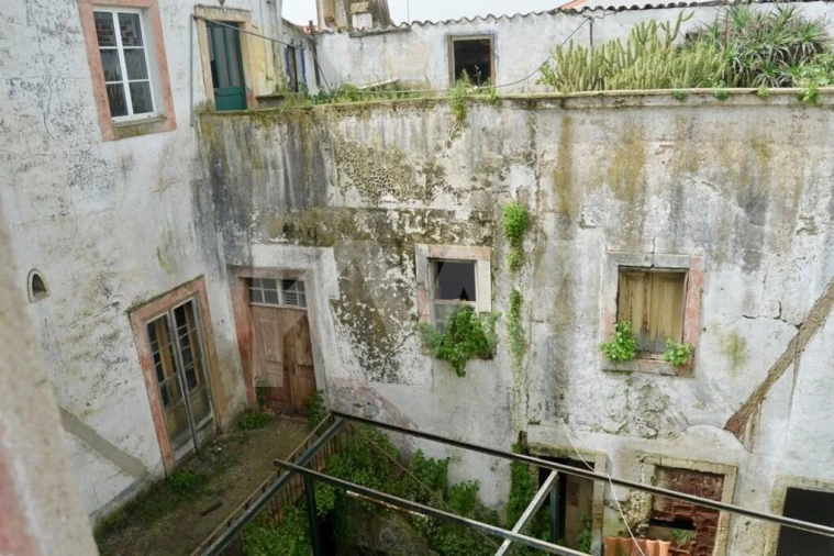 Prédio para Venda em Évora (São Mamede, Sé, São Pedro e Santo Antão) Foto 49