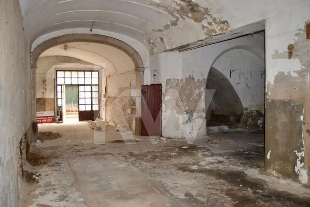 Prédio para Venda em Évora (São Mamede, Sé, São Pedro e Santo Antão) Foto 9