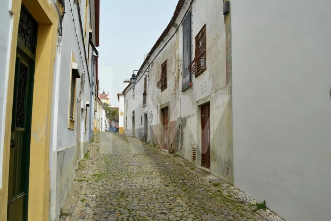 Prédio para Venda em Évora (São Mamede, Sé, São Pedro e Santo Antão) Foto 5