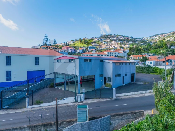 Armazém para Arrendamento em Santo Antonio Foto 11