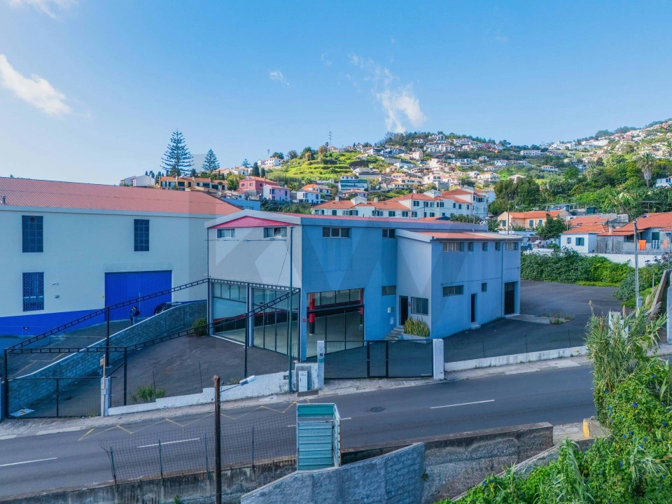 Armazém para Arrendamento em Santo Antonio Foto 11