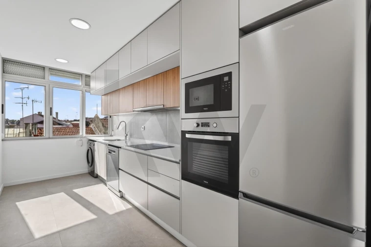 Apartamento T3 para Venda em Beato Foto 5