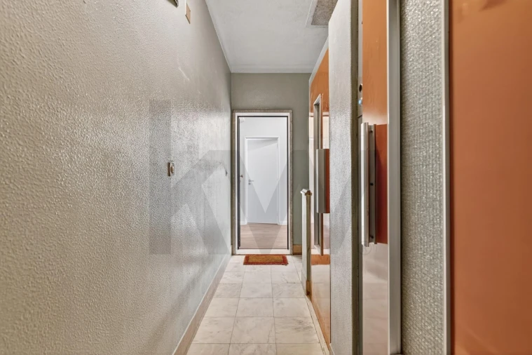 Apartamento T3 para Venda em Beato Foto 25