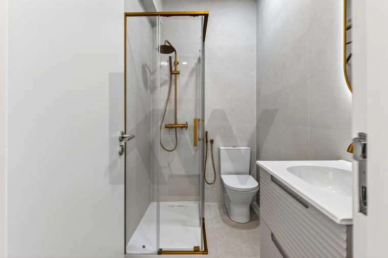 Apartamento T3 para Venda em Beato Foto 15