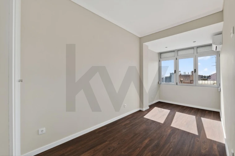 Apartamento T3 para Venda em Beato Foto 17