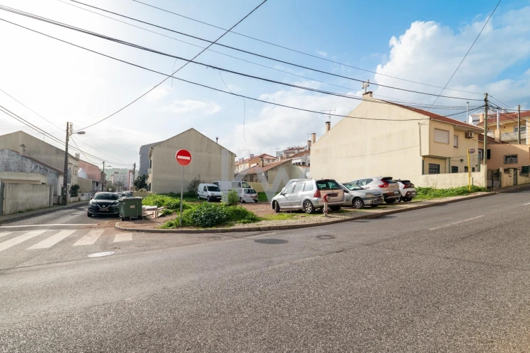 Terreno para Venda em Mina de Água Foto 4