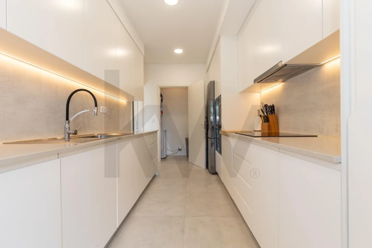 Apartamento T4 para Venda em São Vicente Ferreira Foto 18