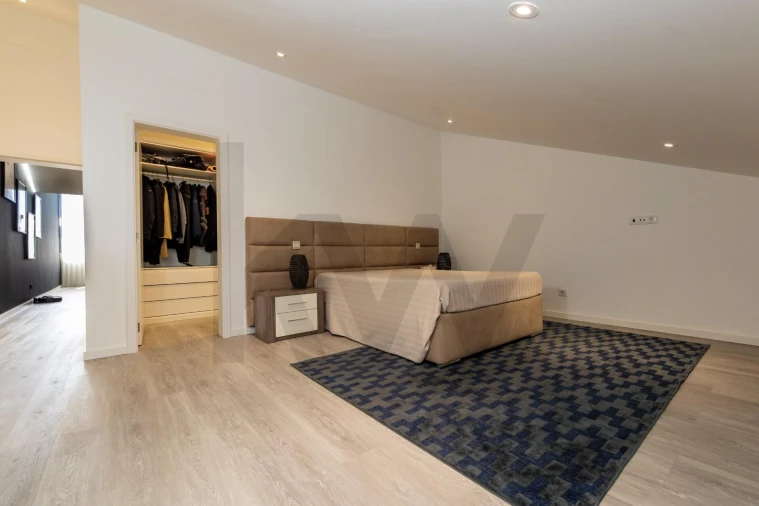 Apartamento T4 para Venda em São Vicente Ferreira Foto 32