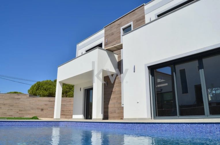 Moradia T3 para Venda em Albufeira e Olhos de Água Foto 37