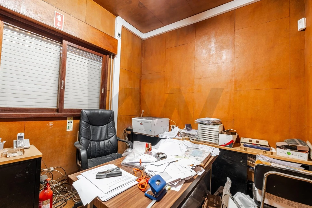 Armazém para Venda em Lourosa Foto 13