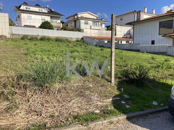 Terreno para Venda em Arrifana