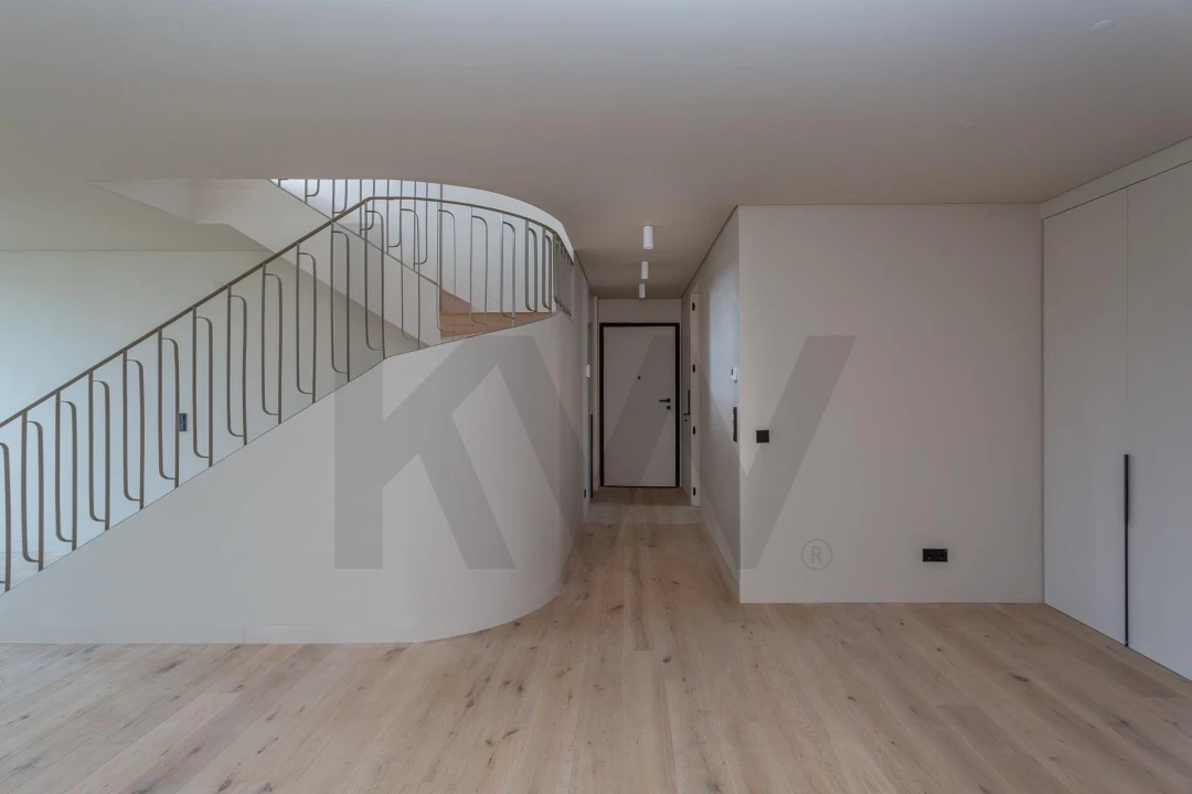 Apartamento T3 para Venda em Avenidas Novas Foto 3