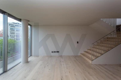 Apartamento T3 para Venda em Avenidas Novas