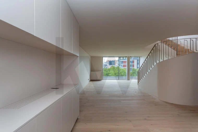 Apartamento T3 para Venda em Avenidas Novas Foto 9