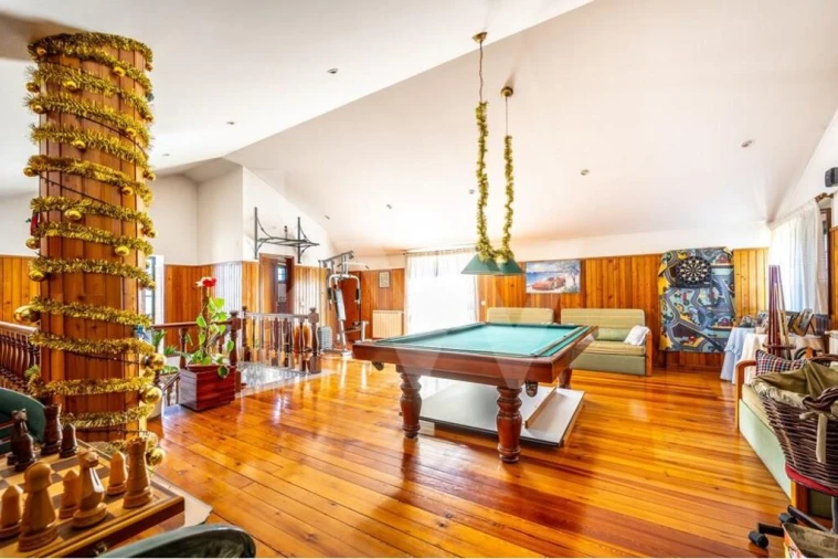 Moradia T6 para Venda em Recarei Foto 51