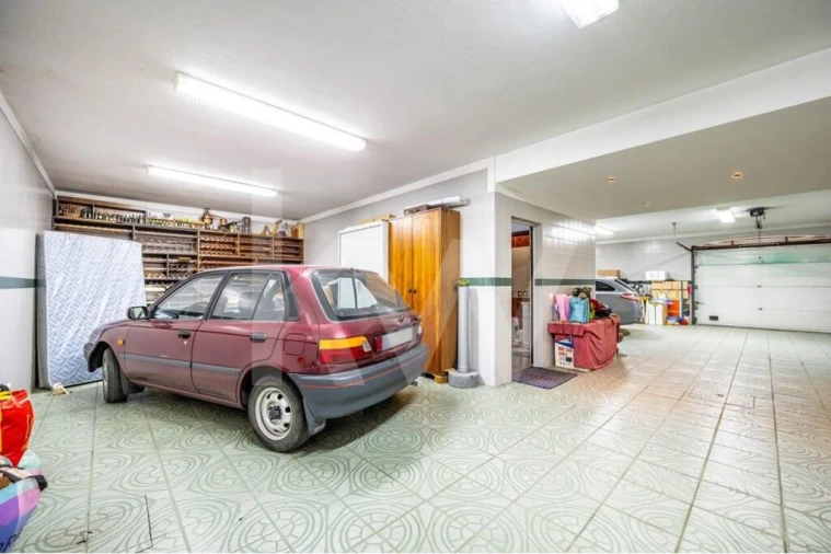 Moradia T6 para Venda em Recarei Foto 58