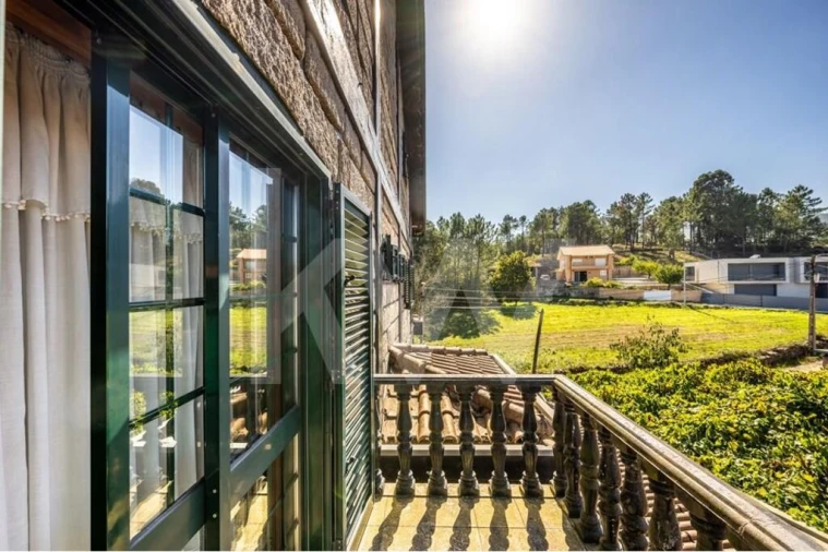 Moradia T6 para Venda em Recarei Foto 36