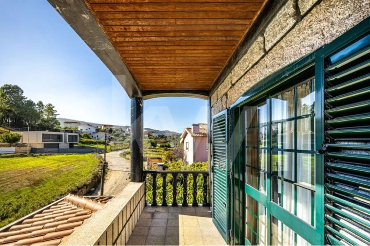 Moradia T6 para Venda em Recarei Foto 48