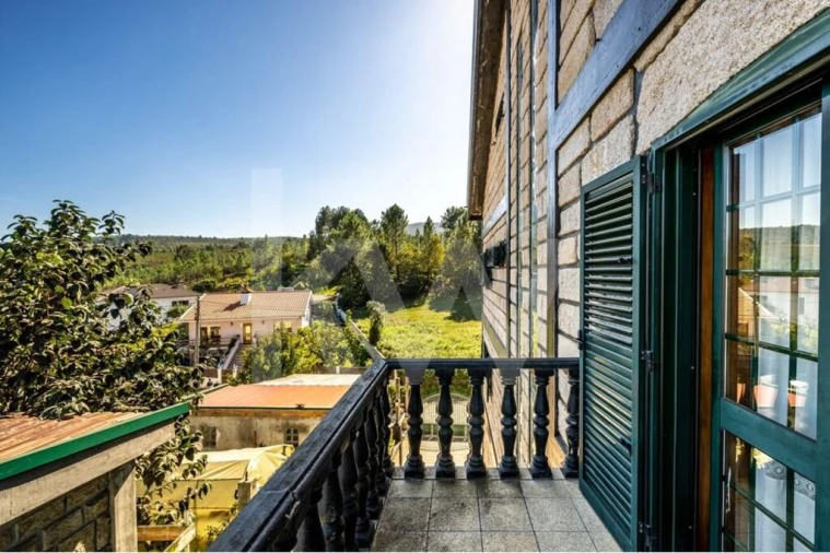 Moradia T6 para Venda em Recarei Foto 35