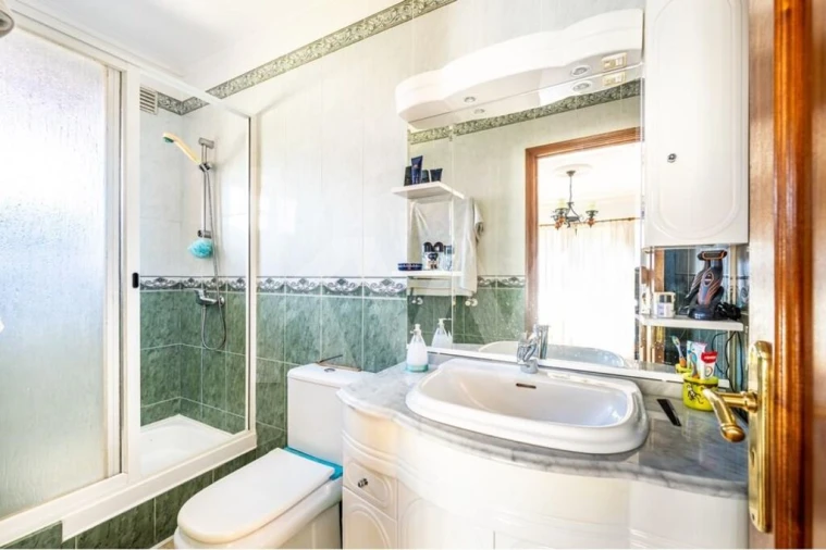 Moradia T6 para Venda em Recarei Foto 40